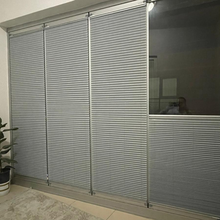 Gri En Ucuz Güneşlik Plise Cam Balkon Perdesi - Plicell Merit