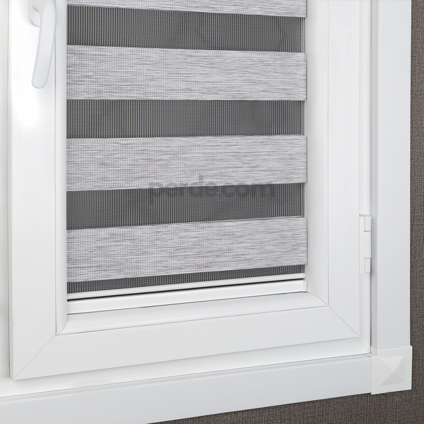 Yapışkanlı zebra stor perde Yapışkanlı zebra stor perde
