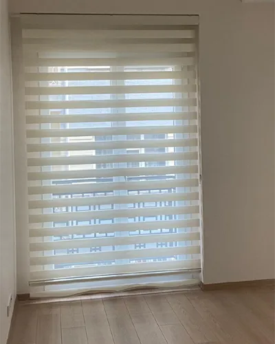 Beyaz karartma zebra perde 170x250 cm