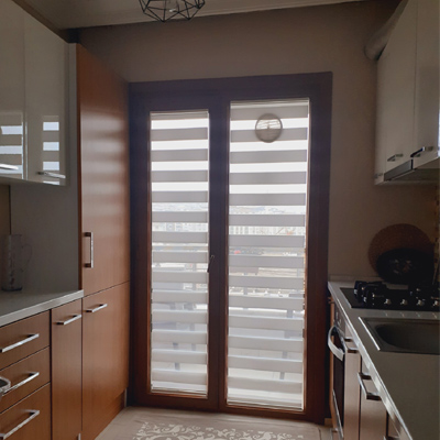 Cama yapistirmali briz