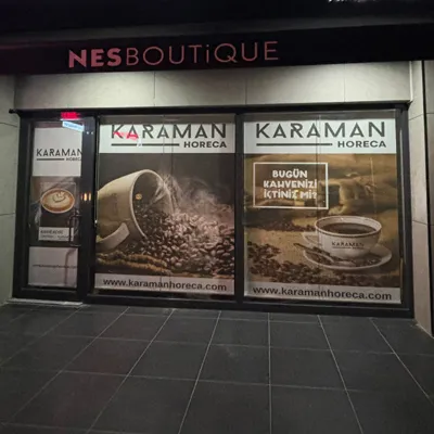 Dijital baskılı vitrin stor perdesi