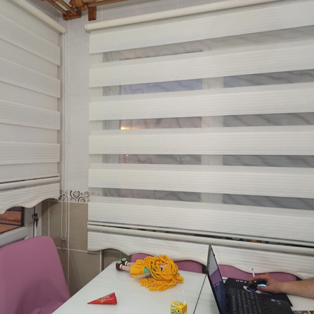 Kırık beyaz ekru zebra perde