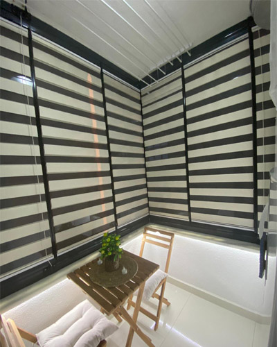 Kornişsiz zebra cam balkon perdesi