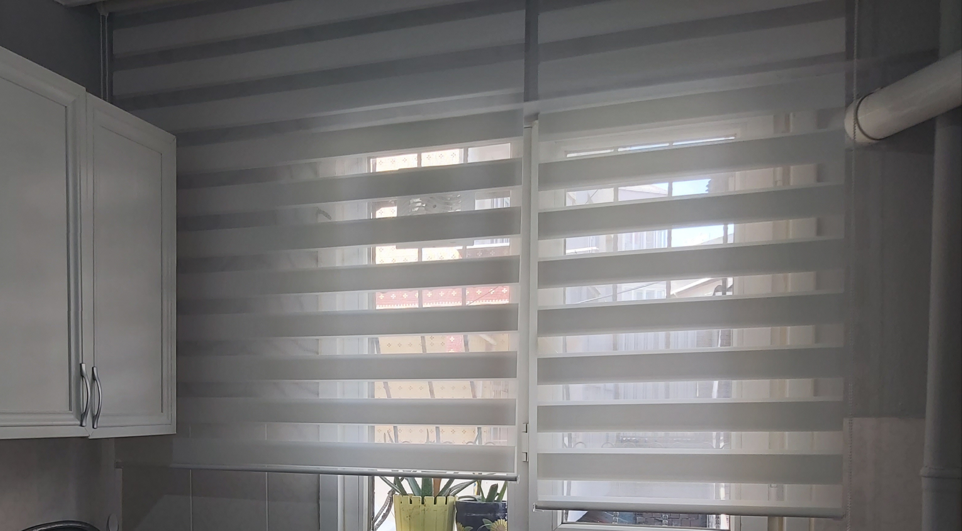 Mutfak İçin Zebra Perde