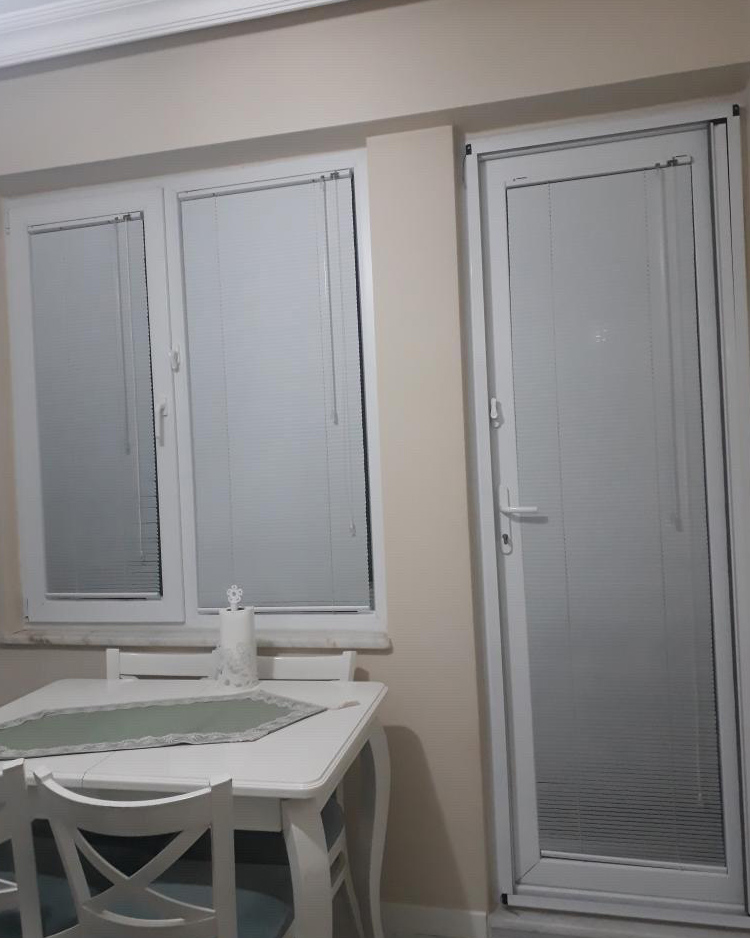 Pimapen Kapı Perdesi