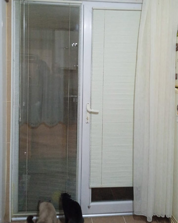 Balkon kapısına jaluzi perde