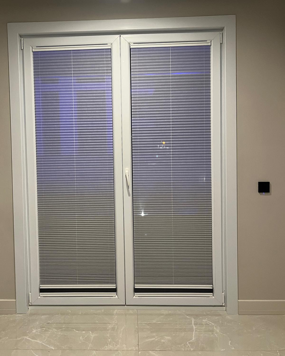 Mutfak balkon kapısı perdesi