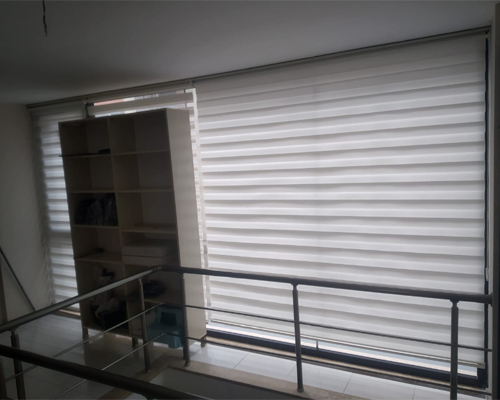 Ofis zebra perde