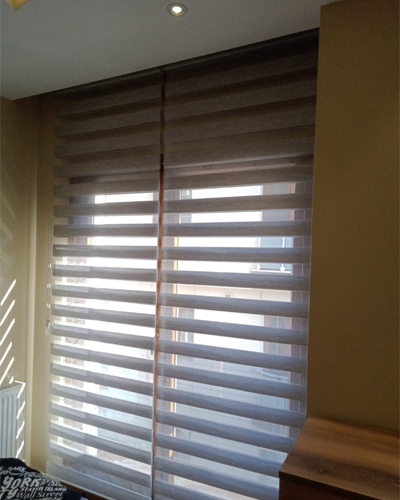 Otel için zebra perde