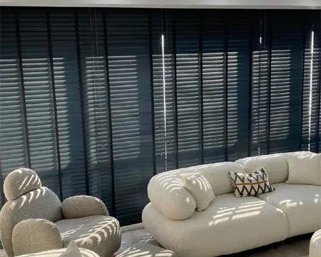 Özel ölçü antrasit 50mm ahşap jaluzi