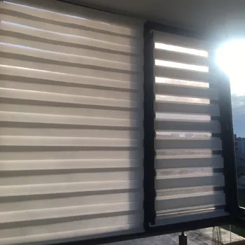 Pencereler için briz çubuklu zebra perde
