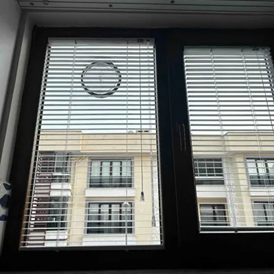 Pimapen PVC Pencereler İçin 16 mm Cam Üstü Jaluzi Perdeler Plise Perdelerden Daha Kullanışlı mı?