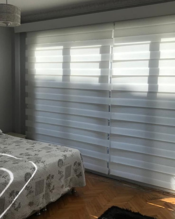 Pliseli Zebra Stor Yatak Odası Perdesi Pliseli Zebra Stor Yatak Odası Perdesi